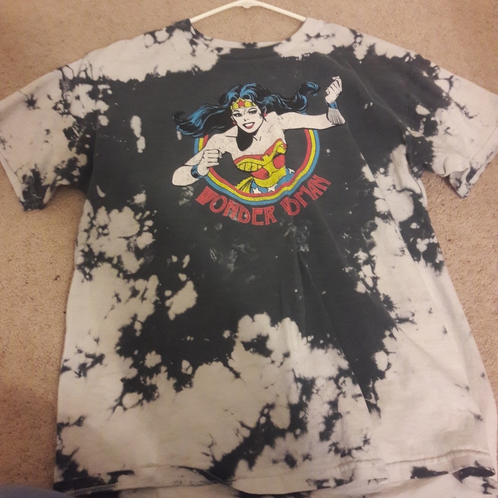Acid washed Wonder Woman tee